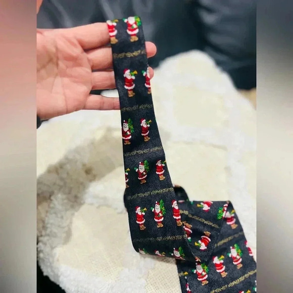 HOLIDAY TIE  TRADITION MENS TIE FOR XMAS SEASON - Picture 3 of 7